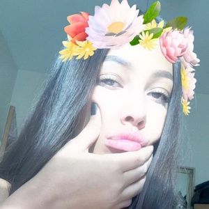 Meet your Posher, Stella